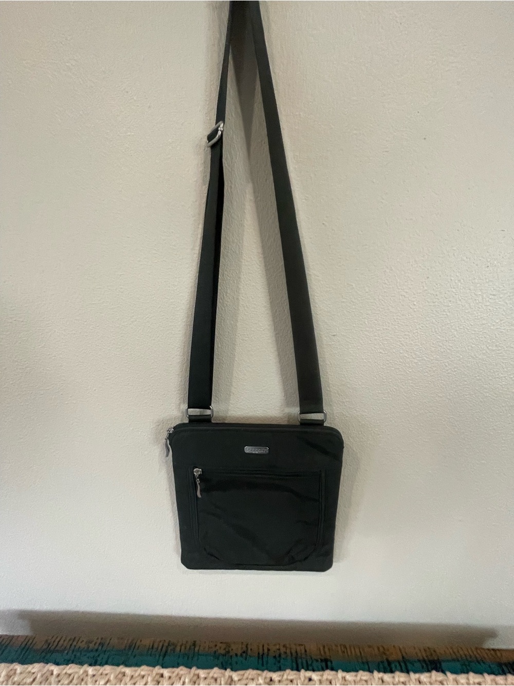 Baggallini Black Crossbody Nylon Travel Bag